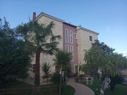 Perivolia bei Chania Kreta, Perivolia: Riesiges Anwesen mit Café und Swimmingpool in der Nähe des Zentrums von Chania zu verkaufen Gewerbe kaufen